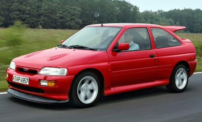 Ford Escort Rs Cosworth fiche technique prix et caractéristiques de cette voiture