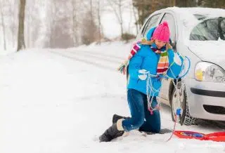 Les chaînes à neige sont-elles obligatoires pour aller à la montagne