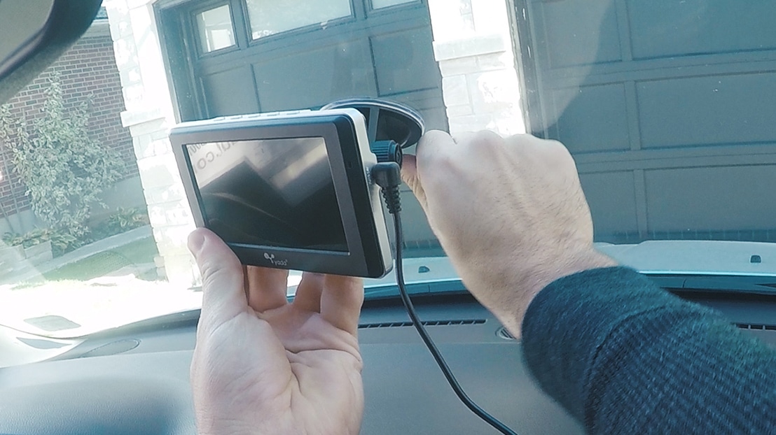 Comment installer une caméra de recul ? Car System
