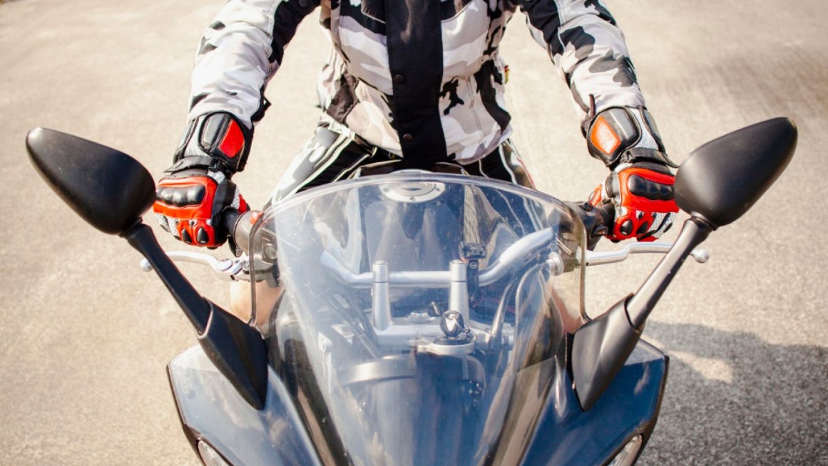 Le guide des équipements indispensables pour rouler en sportive
