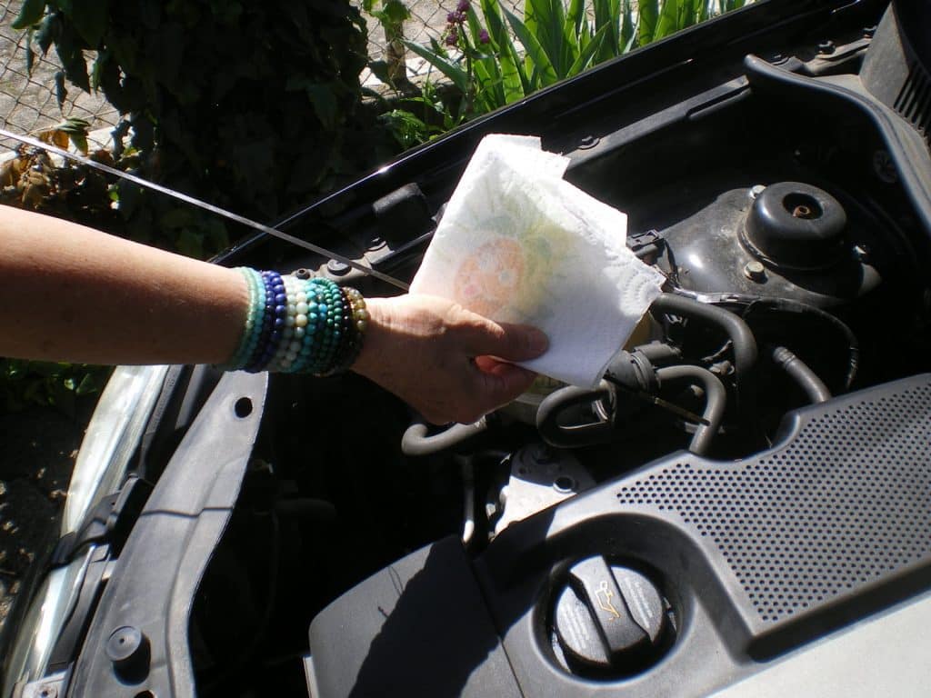 points à vérifier sur sa voiture à l'approche du printemps